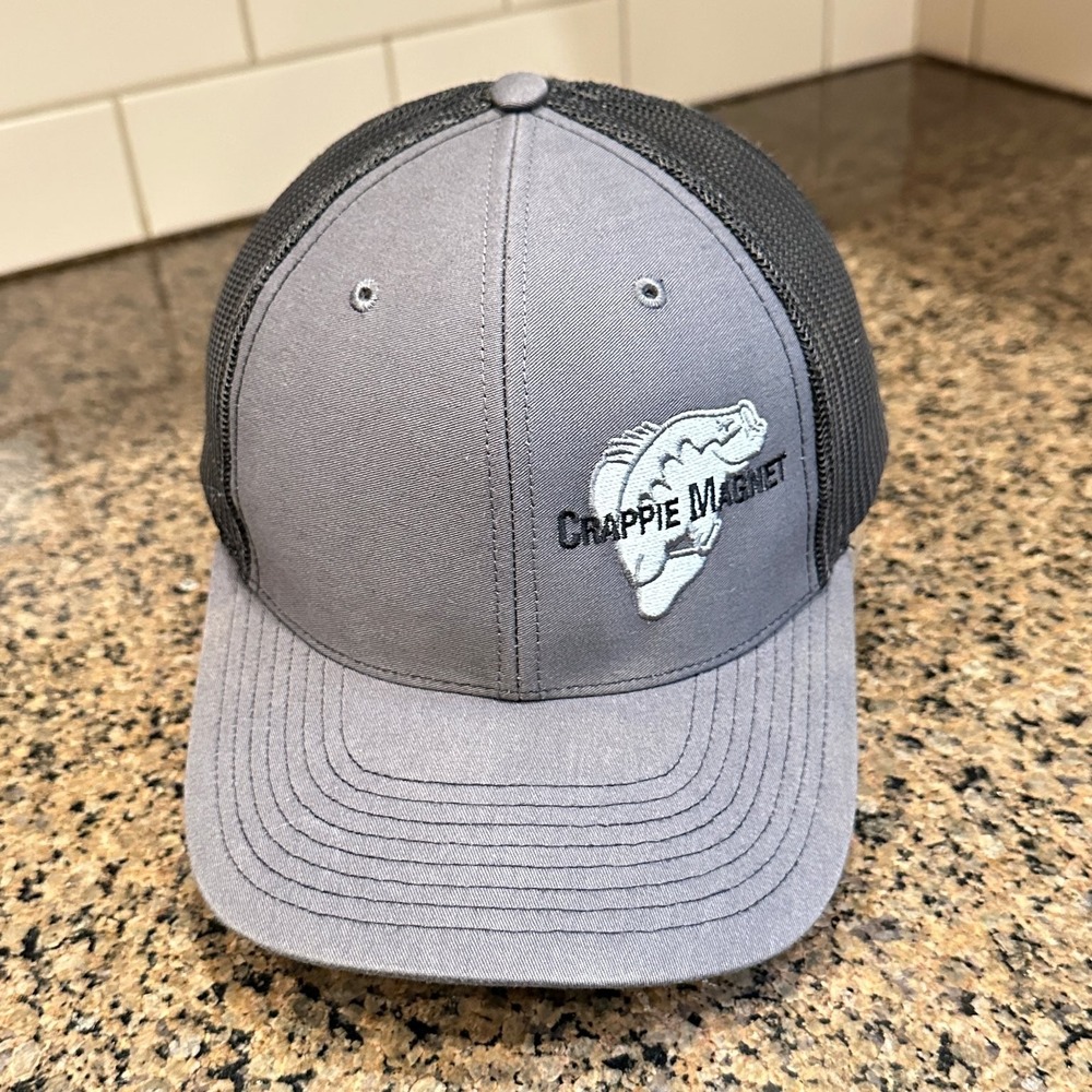 Crappie Magnet Richardson Trucker Hat Snapback Gray Black Sore Lip'em All